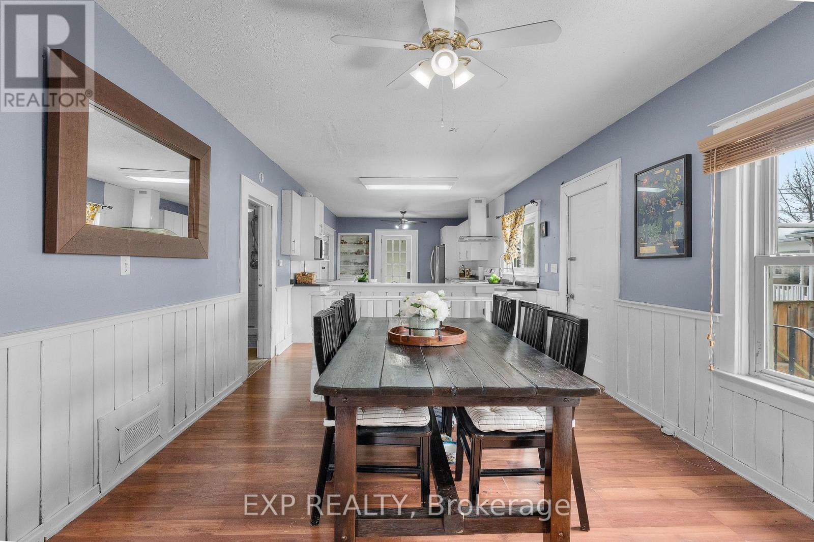 129 Beech Street, St. Catharines (Downtown), ON - Indoor Photo Showing Dining Room