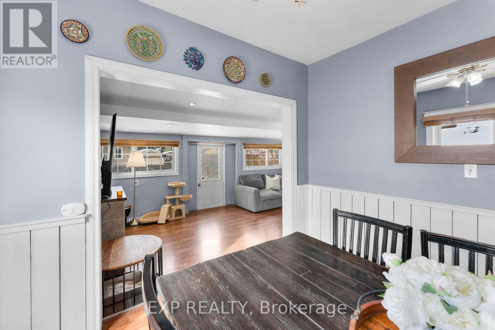129 Beech Street, St. Catharines (Downtown), ON - Indoor Photo Showing Bedroom