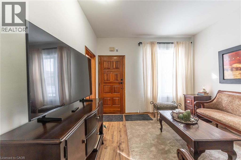 104 Mulberry Street, Hamilton, ON - Indoor