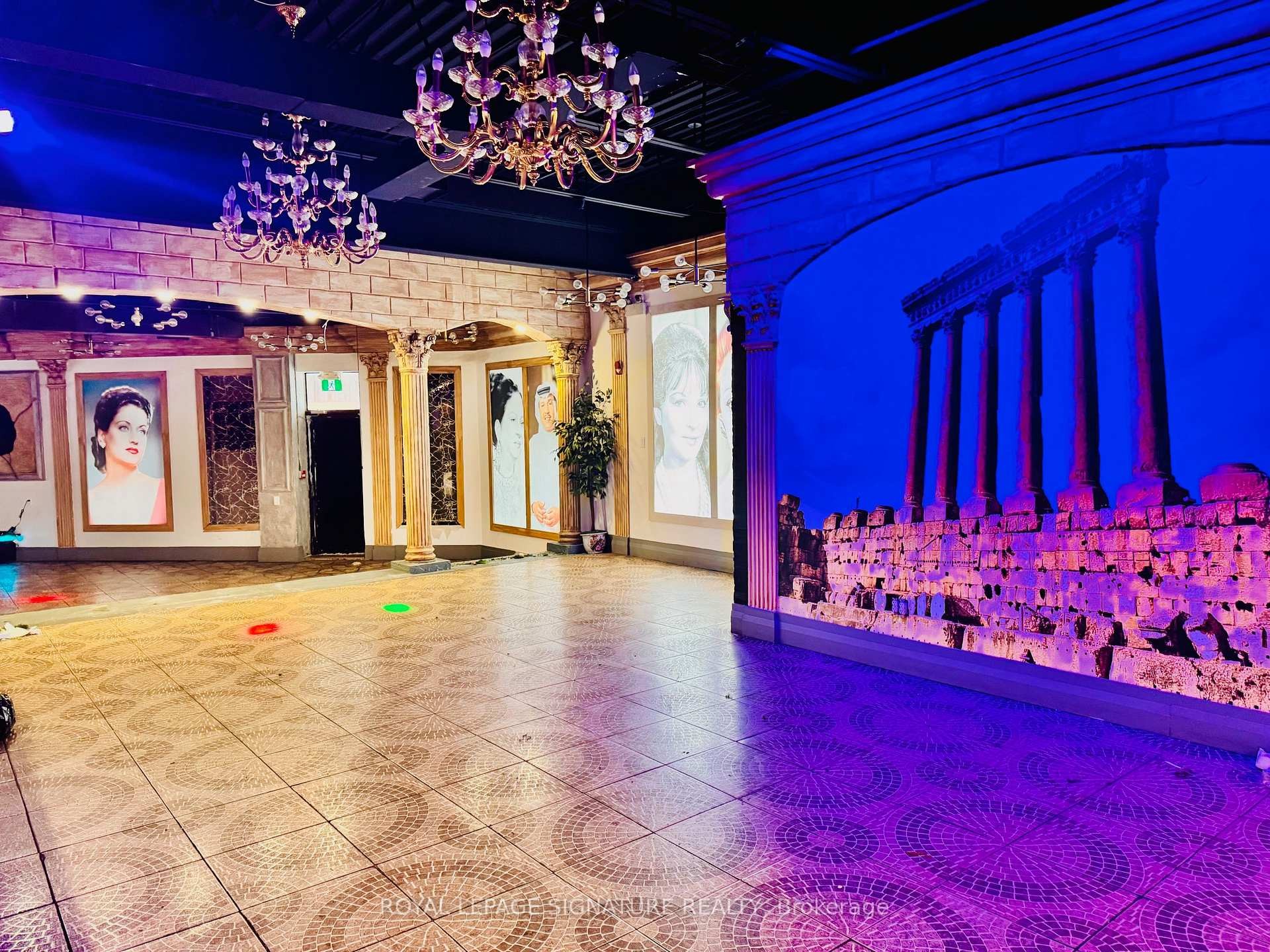 803 Dundas Street E, Mississauga, ON