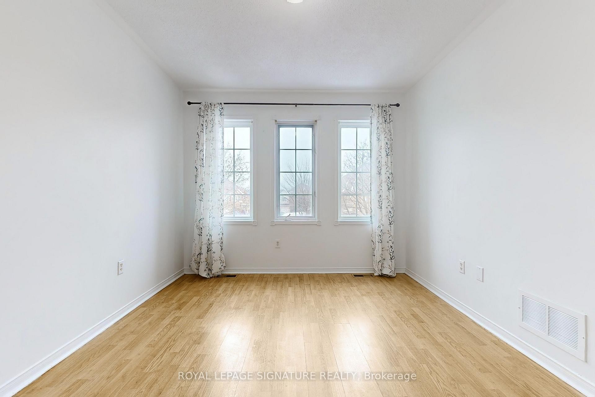 5352 Byford Place, Mississauga, ON