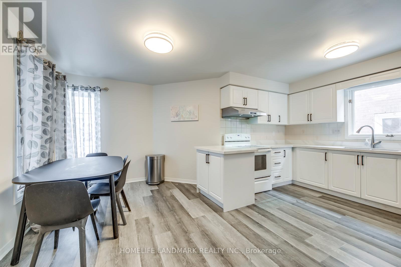 5492 Haddon Hall Road, Mississauga, ON - Indoor