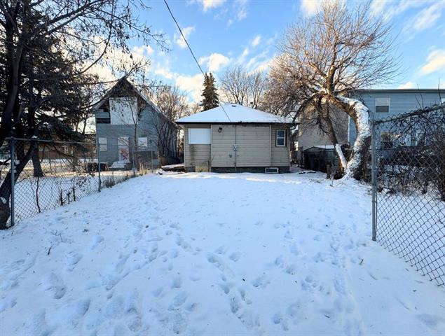 331 Flora Ave, Winnipeg, MB
