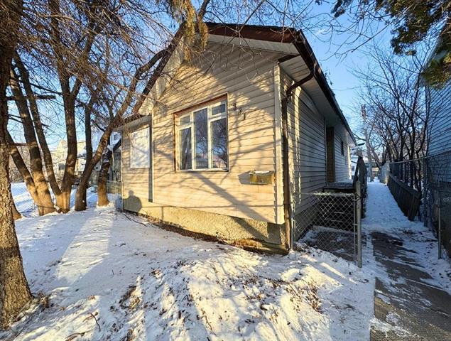 331 Flora Ave, Winnipeg, MB