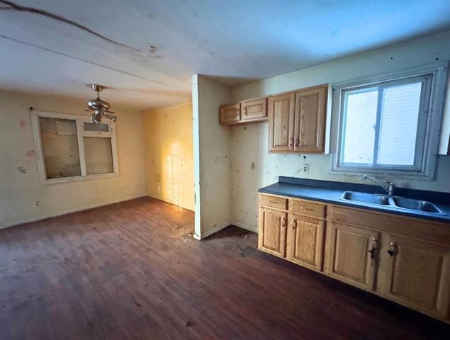 331 Flora Ave, Winnipeg, MB