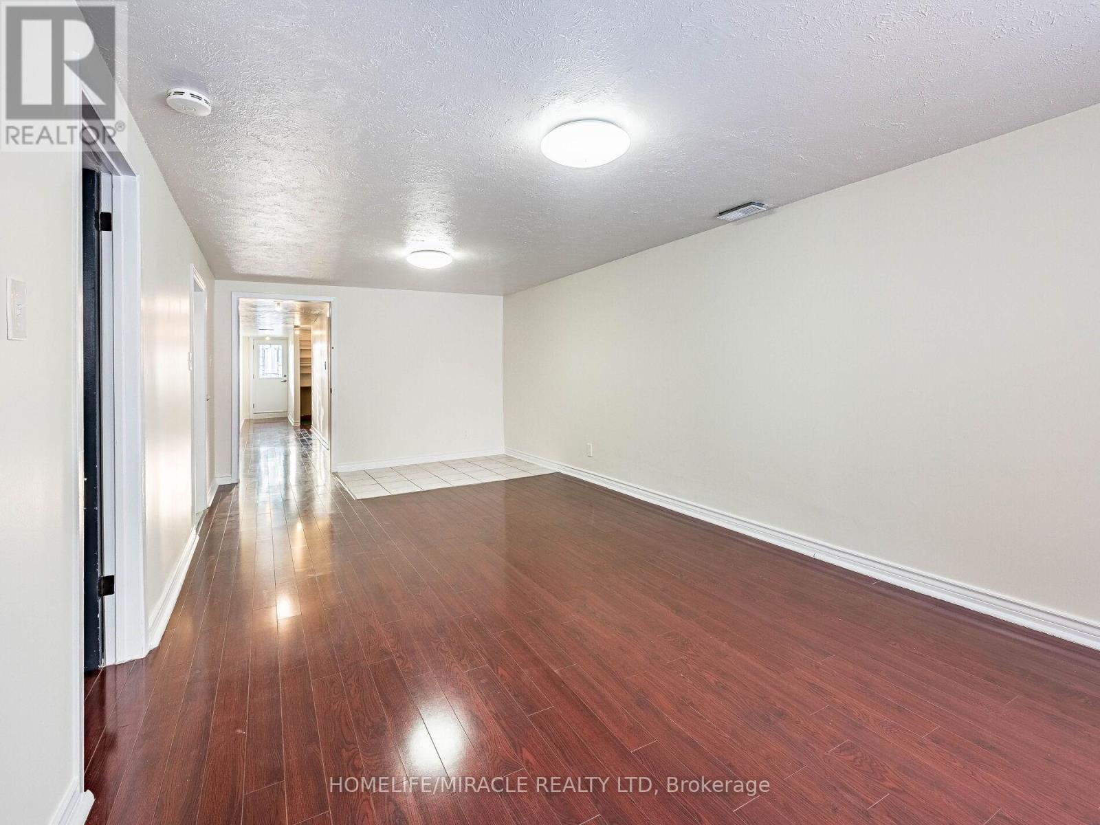 209 Apache Trail, Toronto, ON - Indoor Photo Showing Other Room