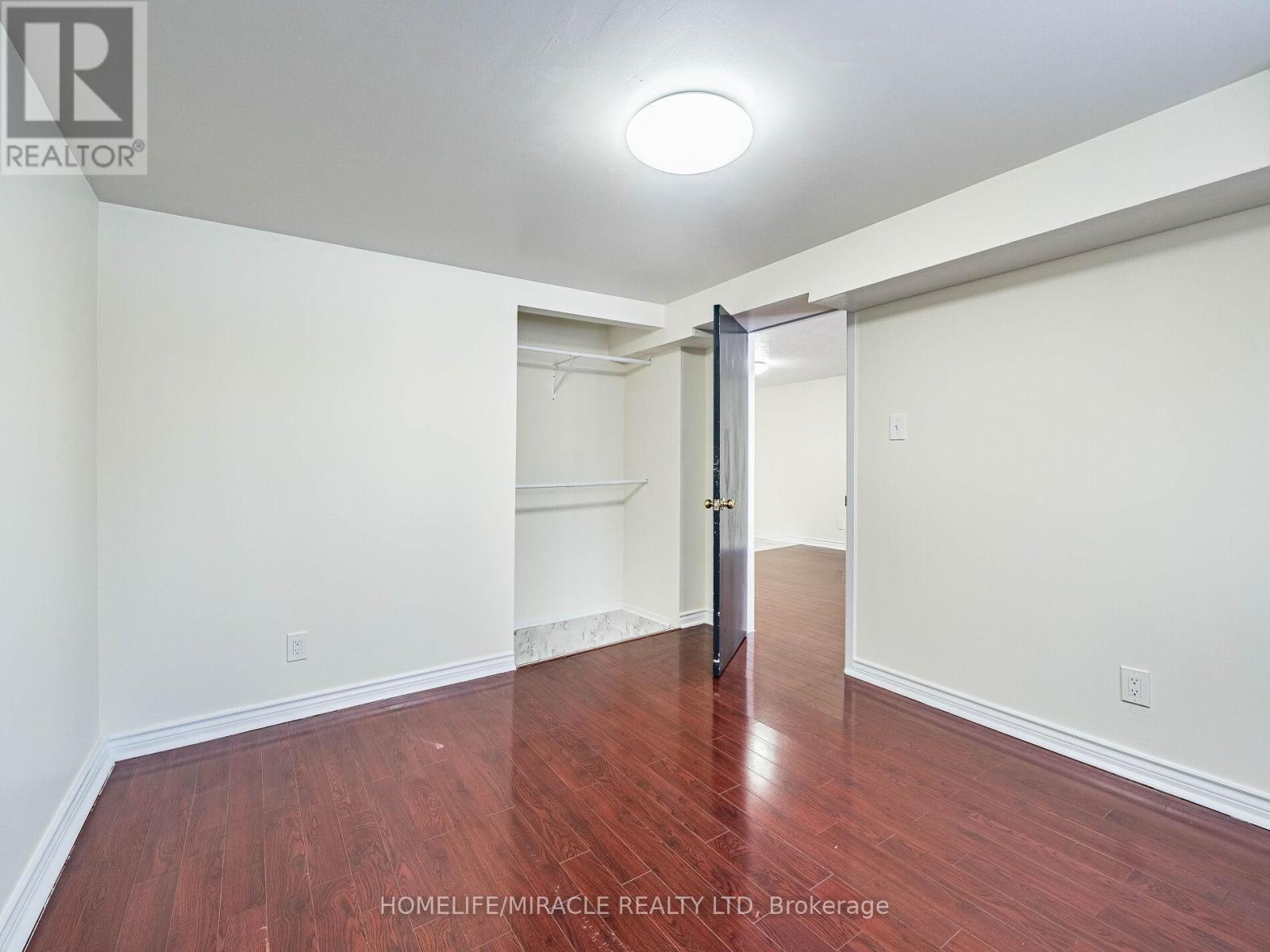 209 Apache Trail, Toronto, ON - Indoor Photo Showing Other Room