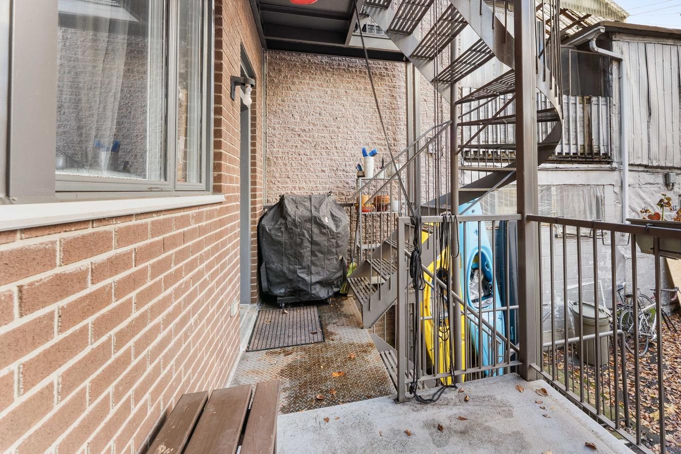 Balcony - 2-1919 Rue Beaudry, Montréal (Ville-Marie), QC - Outdoor With Exterior
