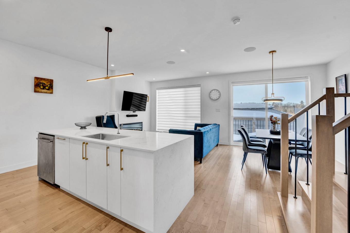 Kitchen - 579 Rue O'Diana, Terrebonne (Lachenaie), QC - Indoor Photo Showing Kitchen
