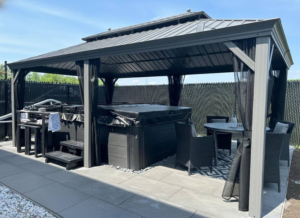 Backyard - 579 Rue O'Diana, Terrebonne (Lachenaie), QC - Outdoor