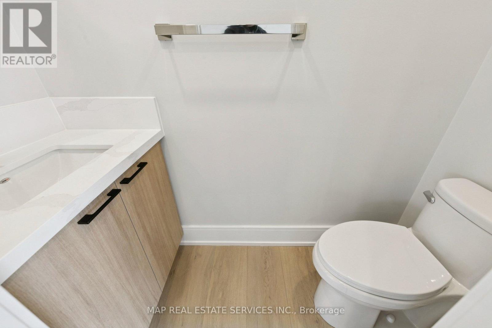 260 Hillside Drive, Mississauga, ON - Indoor Photo Showing Bathroom