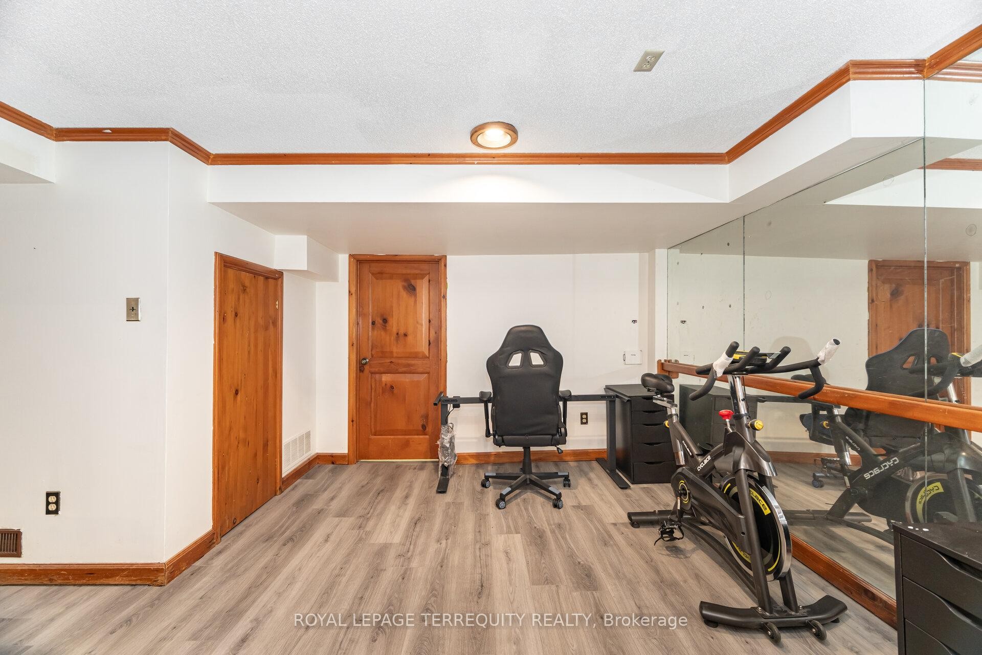 4085 Wheelwright Crescent, Mississauga, ON - Indoor