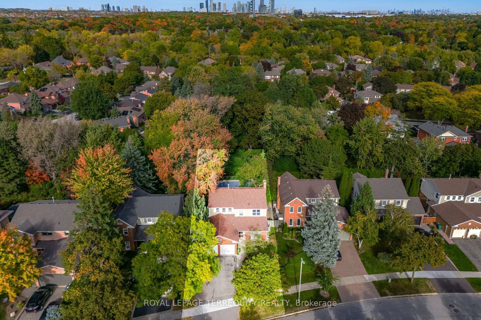 4085 Wheelwright Crescent, Mississauga, ON - Outdoor With View