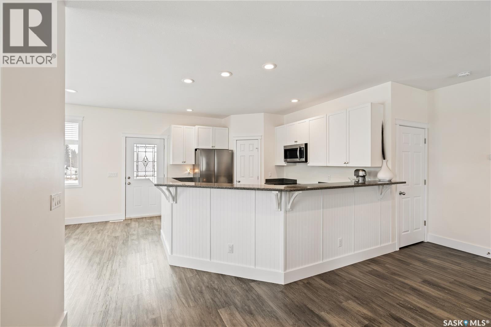 190 1St Street W, Pierceland, SK - Indoor Photo Showing Kitchen
