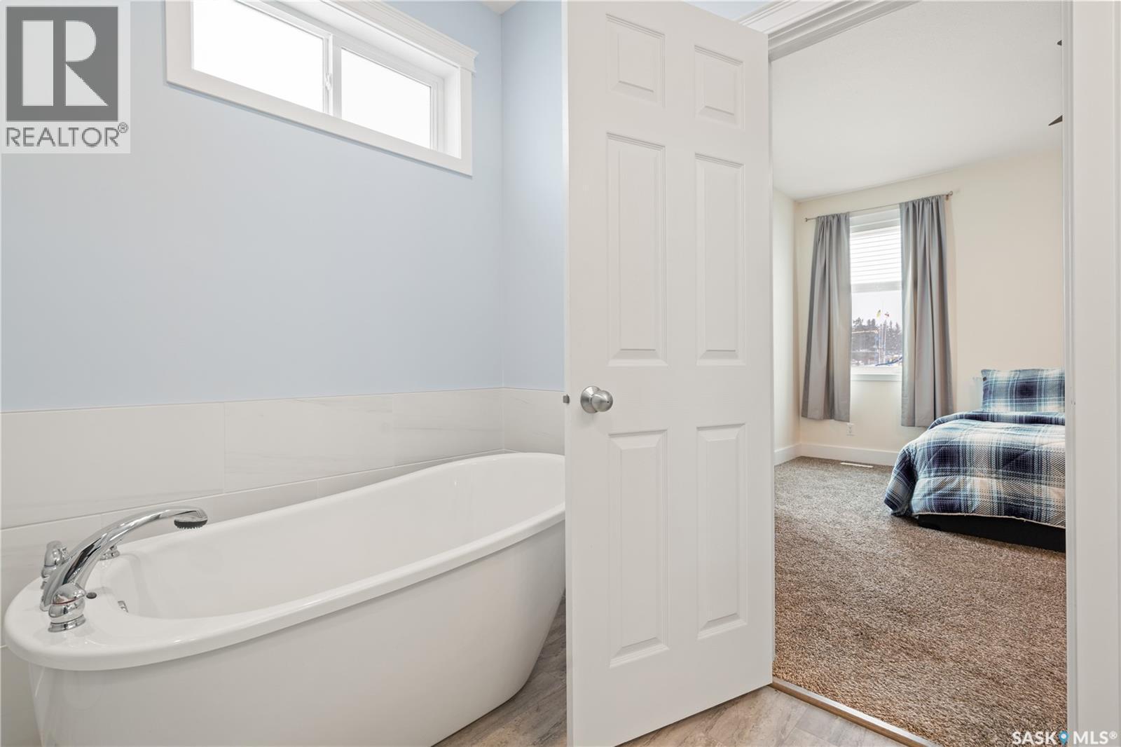 190 1St Street W, Pierceland, SK - Indoor Photo Showing Bathroom