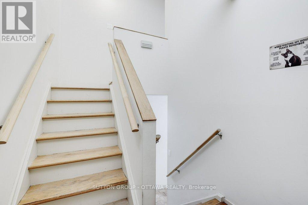 60 - 121 Buell Street, Ottawa, ON - Indoor Photo Showing Other Room