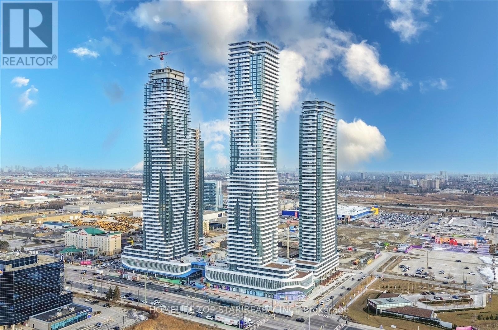 5601 - 8 Interchange Way, Vaughan, ON - Outdoor