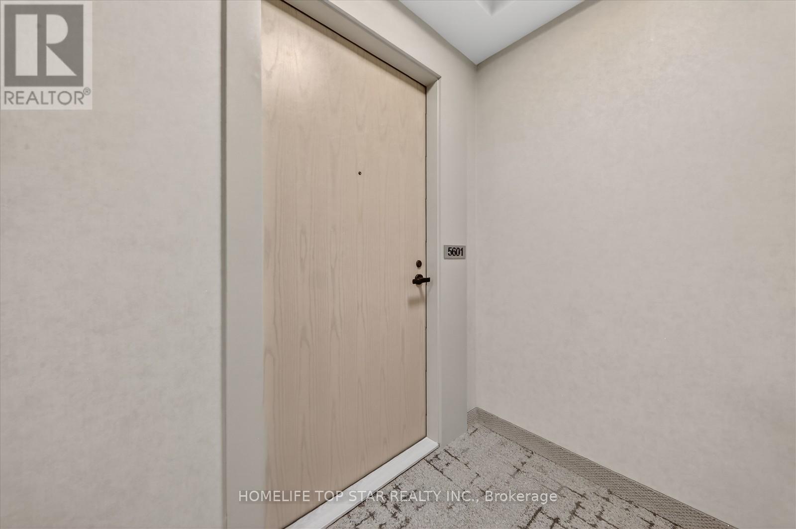 5601 - 8 Interchange Way, Vaughan, ON - Indoor Photo Showing Other Room