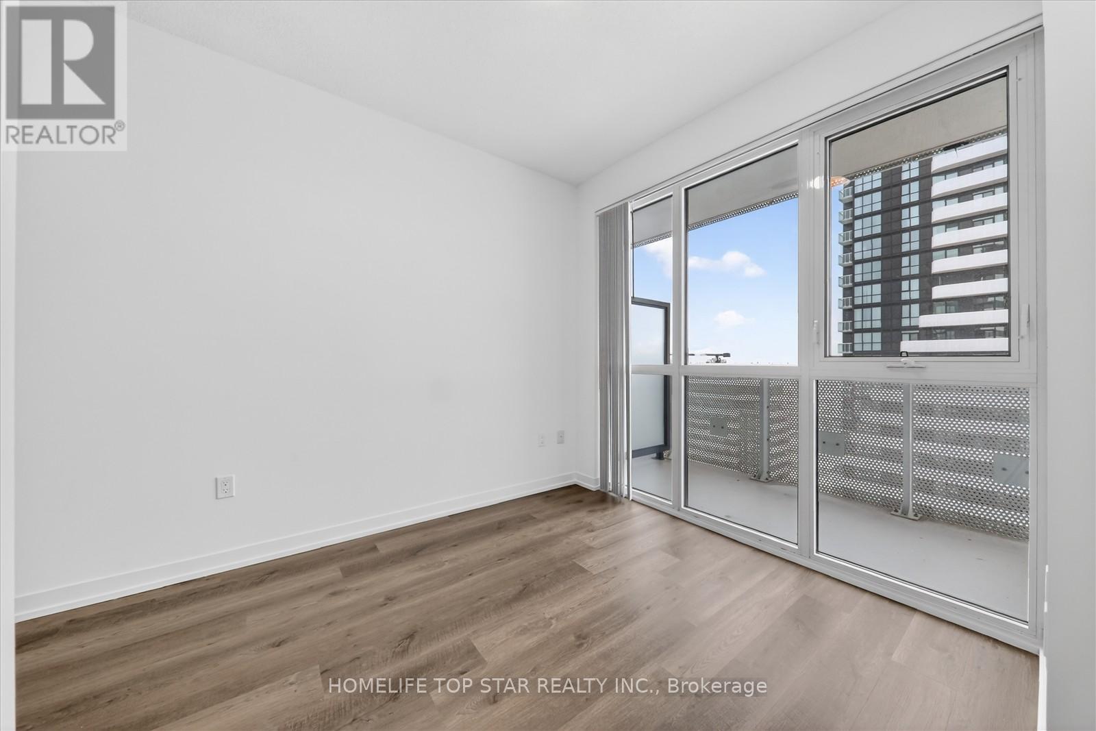 5601 - 8 Interchange Way, Vaughan, ON - Indoor Photo Showing Other Room