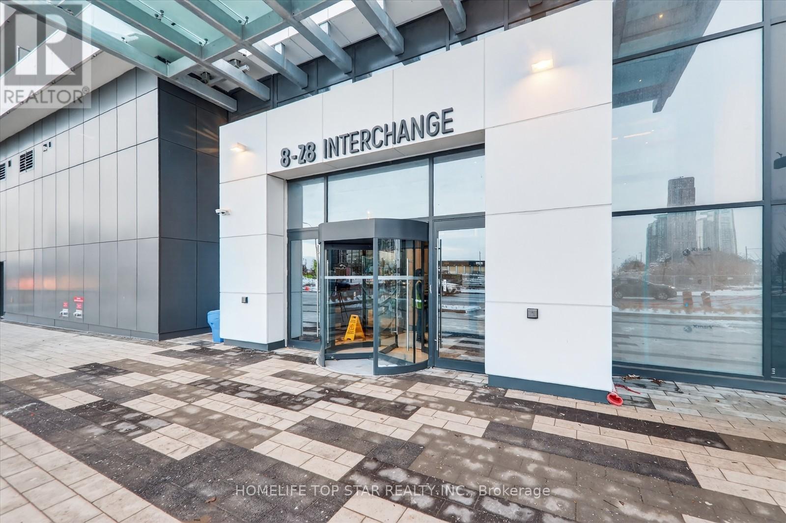 5601 - 8 Interchange Way, Vaughan, ON - Outdoor