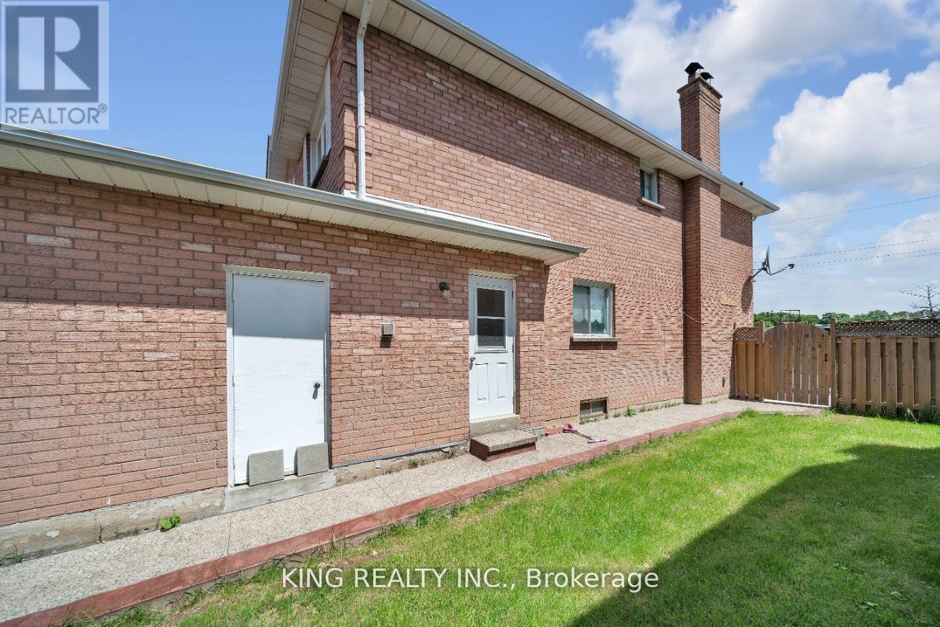 2606 Ambercroft Trail, Mississauga, ON - Outdoor With Exterior