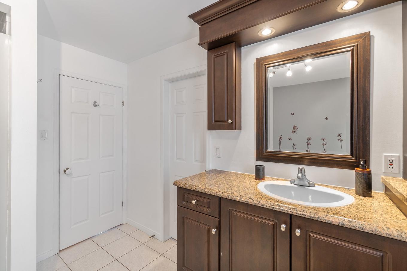 Bathroom - 2688 Rue Des Mélèzes, Sherbrooke (Fleurimont), QC - Indoor Photo Showing Bathroom