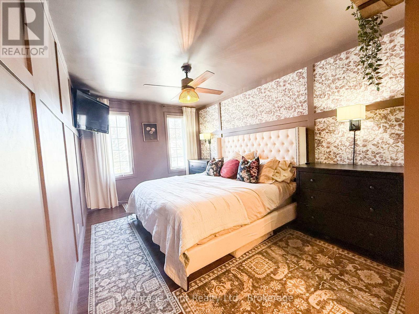 331 Morrison Road, Kitchener, ON - Indoor Photo Showing Bedroom