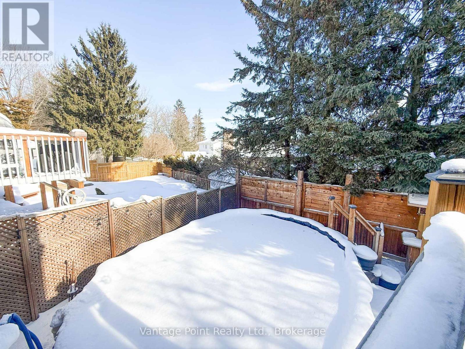 331 Morrison Road, Kitchener, ON - Outdoor With Deck Patio Veranda