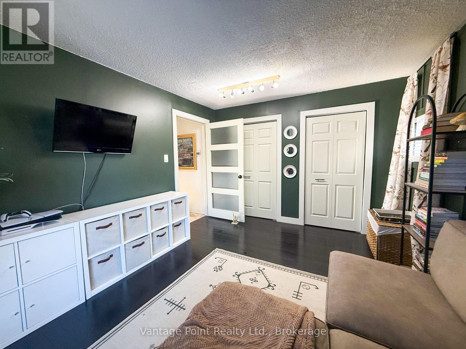 331 Morrison Road, Kitchener, ON - Indoor