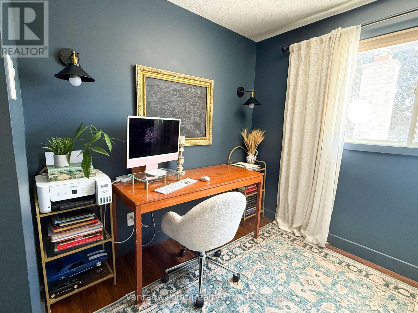 331 Morrison Road, Kitchener, ON - Indoor Photo Showing Office