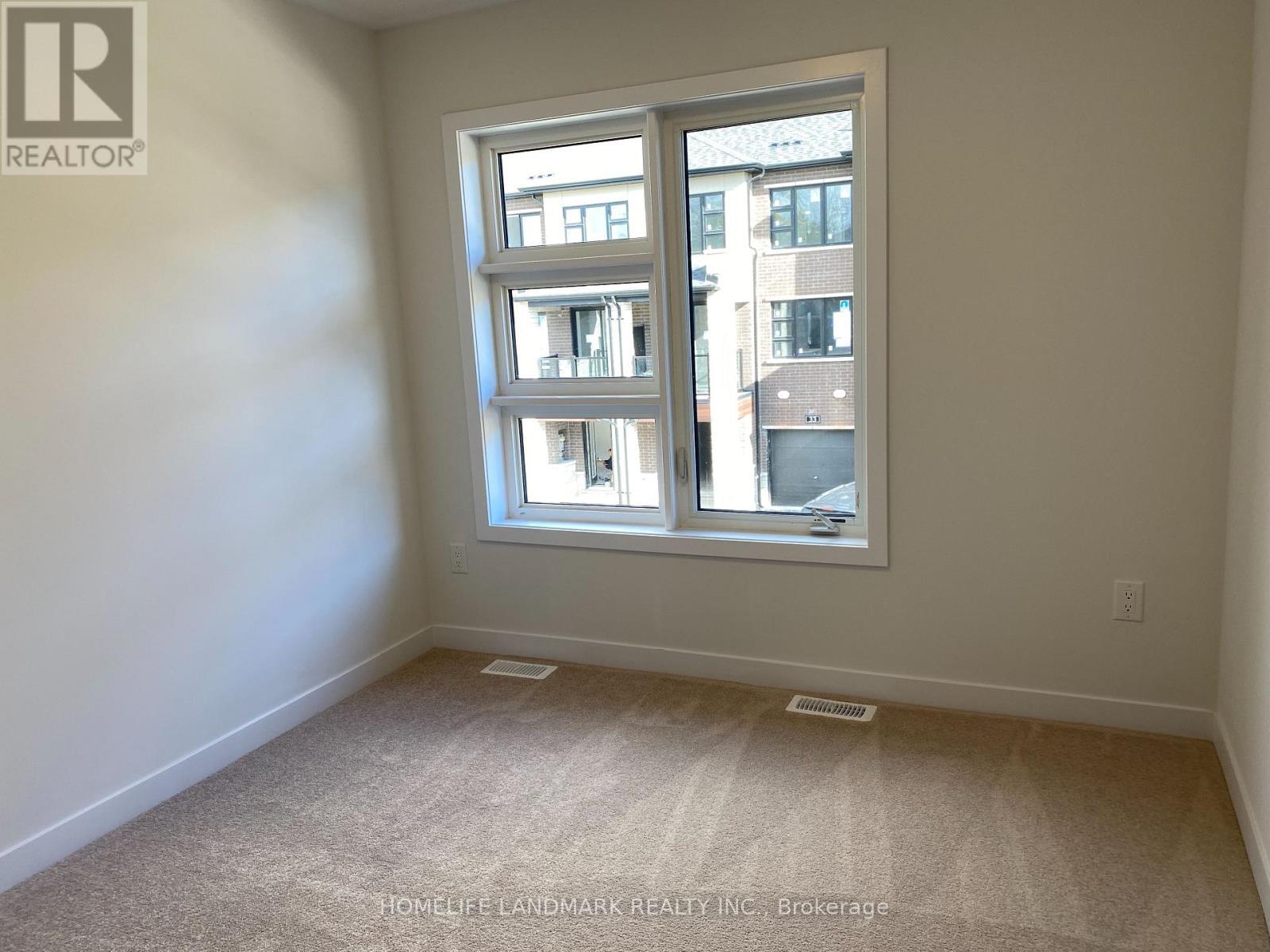 36 John Canning Way E, Markham, ON - Indoor Photo Showing Other Room