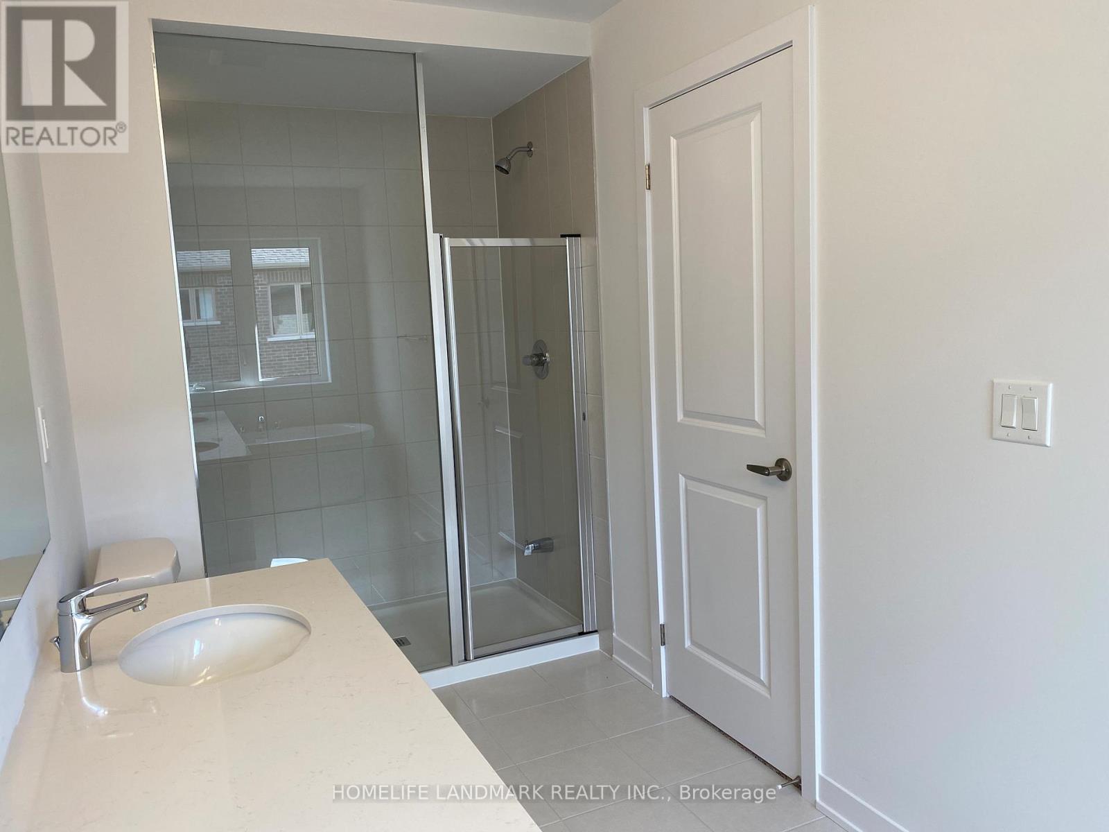 36 John Canning Way E, Markham, ON - Indoor Photo Showing Bathroom