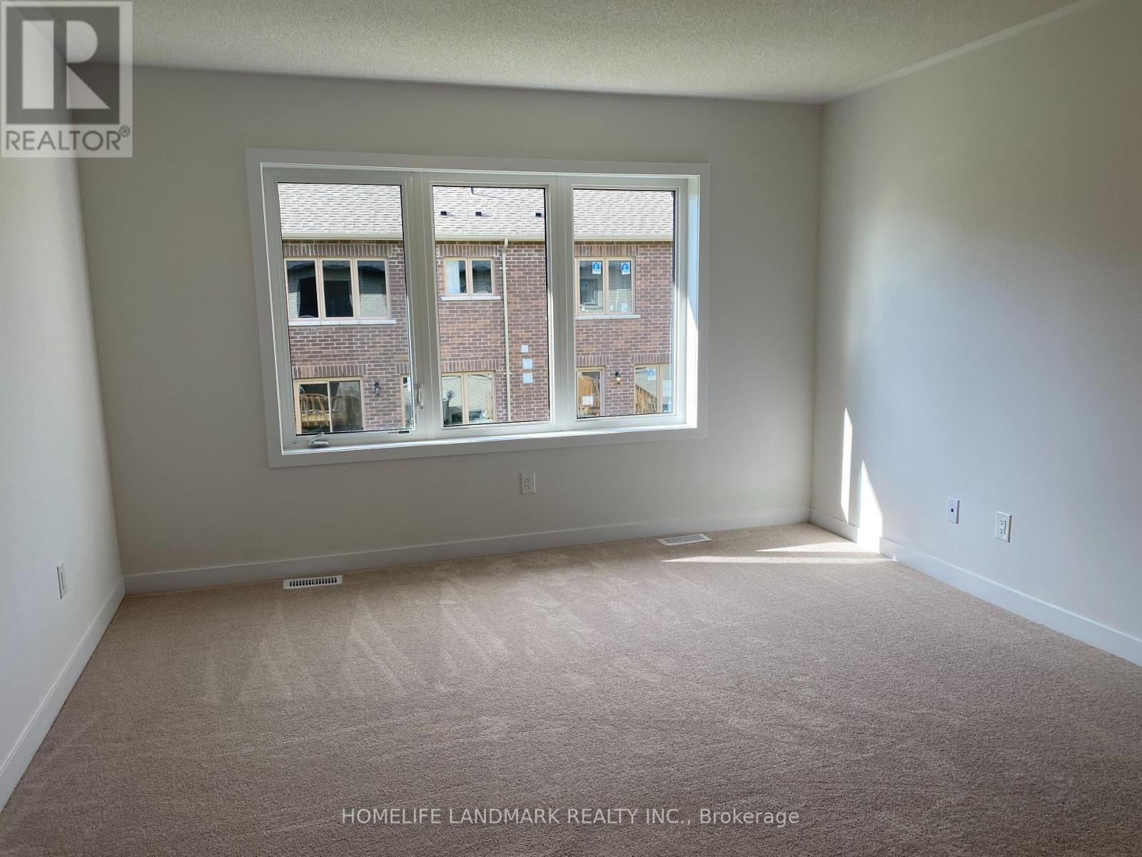 36 John Canning Way E, Markham, ON - Indoor Photo Showing Other Room