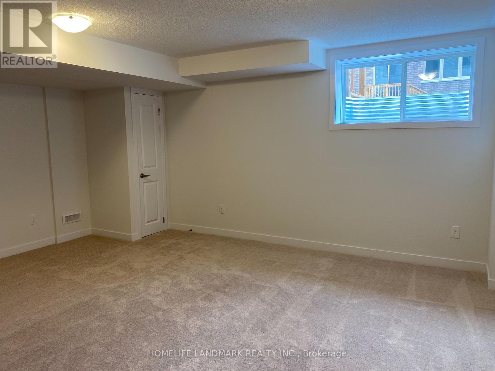 36 John Canning Way E, Markham, ON - Indoor Photo Showing Other Room