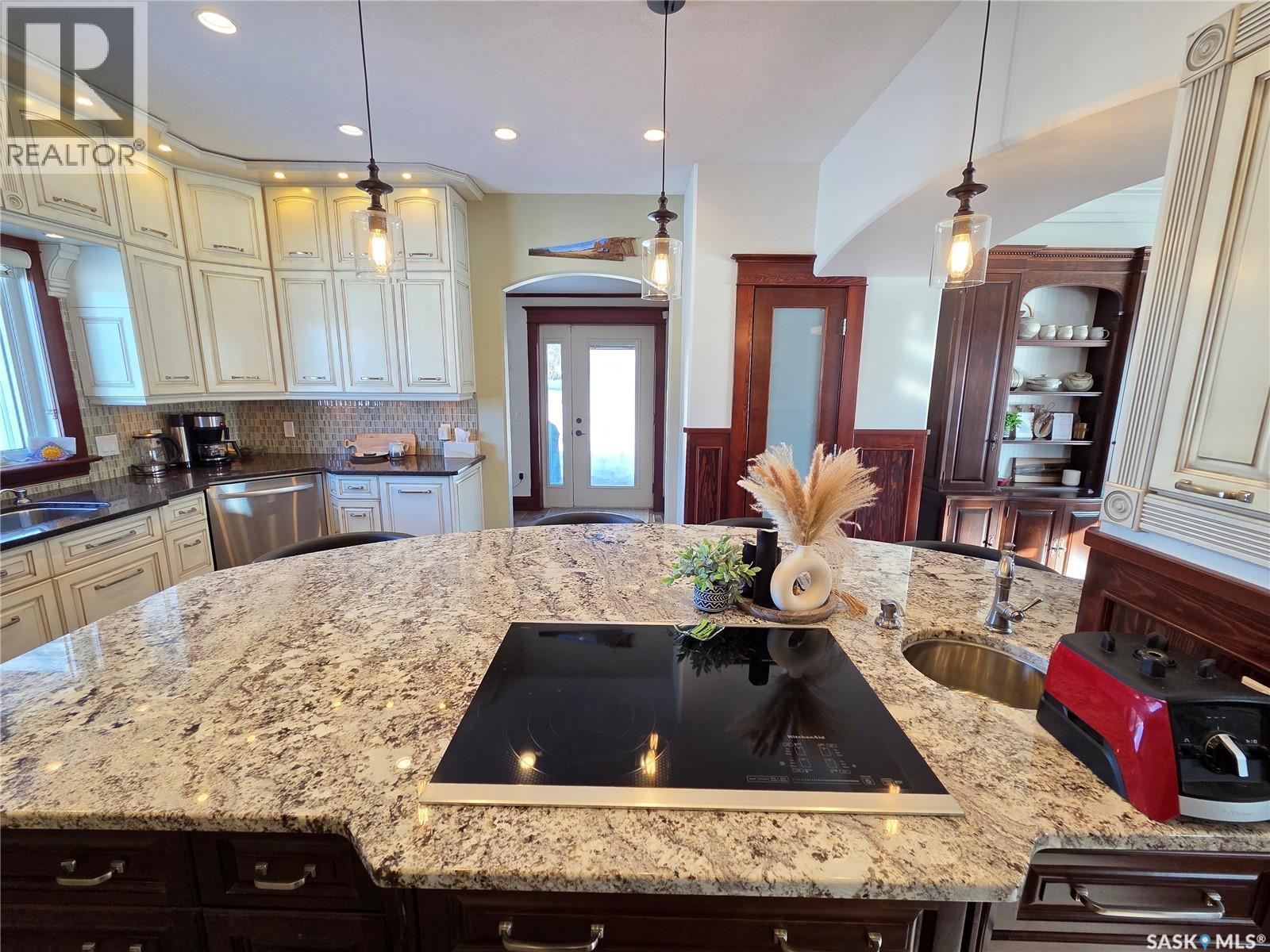 Doty Acreage, Moose Mountain Rm No. 63, SK - Indoor Photo Showing Kitchen With Double Sink With Upgraded Kitchen