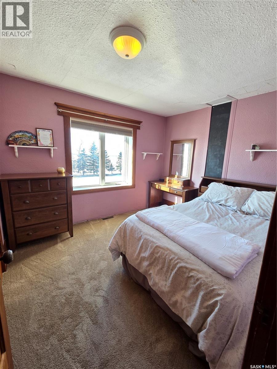 Doty Acreage, Moose Mountain Rm No. 63, SK - Indoor Photo Showing Bedroom