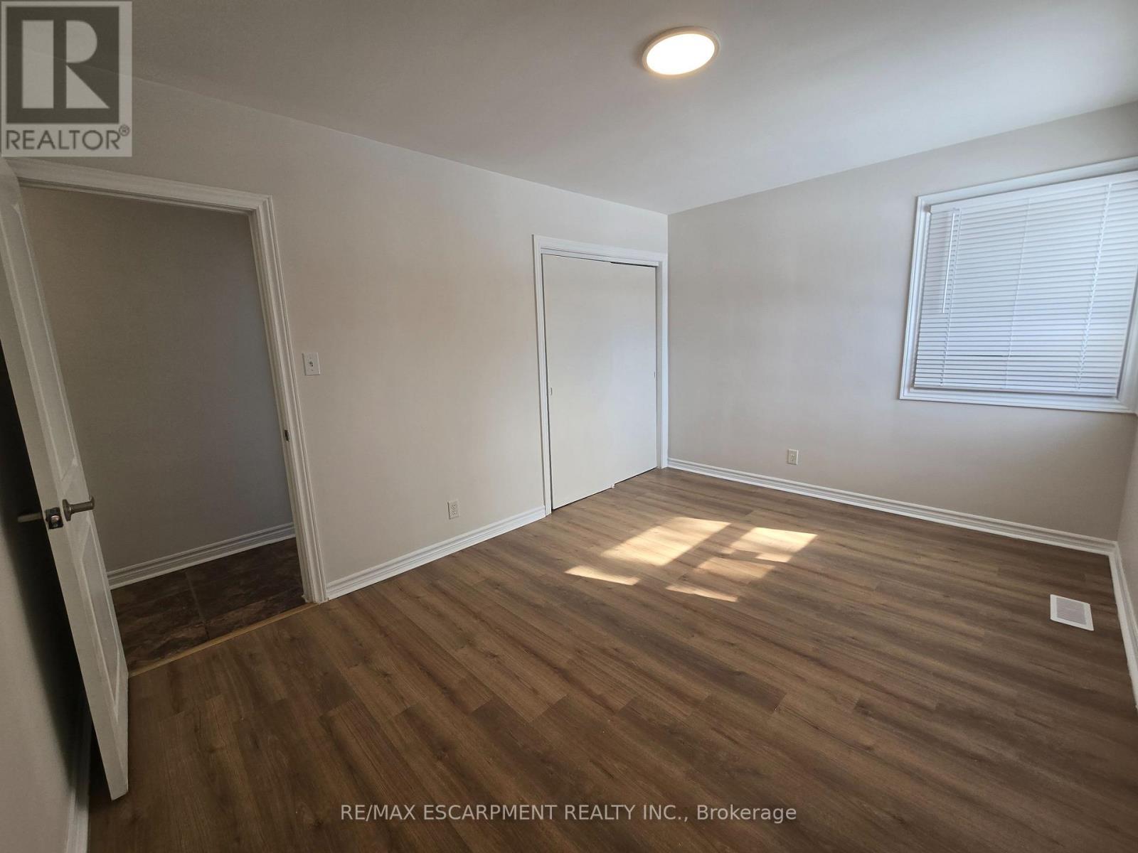 8199 Twenty Road E, Hamilton, ON - Indoor Photo Showing Other Room