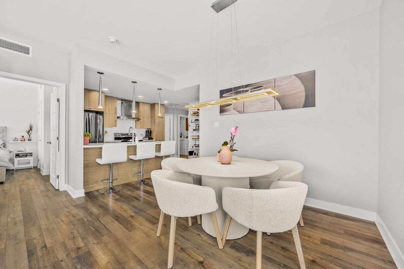 Dining room - 208-906 Av. Pierre-Dansereau, Terrebonne (Terrebonne), QC - Indoor Photo Showing Dining Room