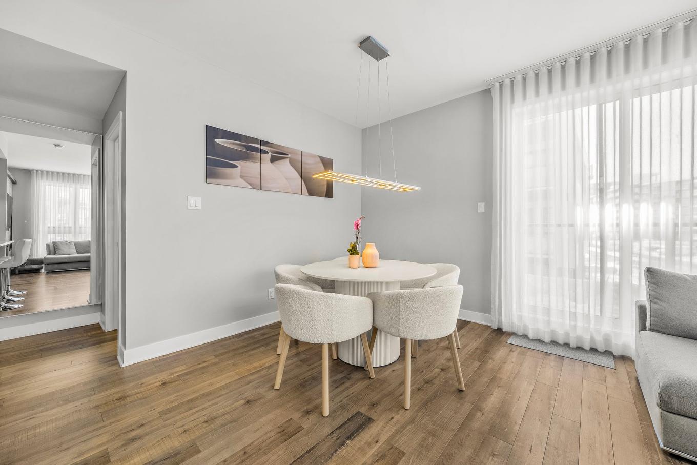 Dining room - 208-906 Av. Pierre-Dansereau, Terrebonne (Terrebonne), QC - Indoor Photo Showing Dining Room