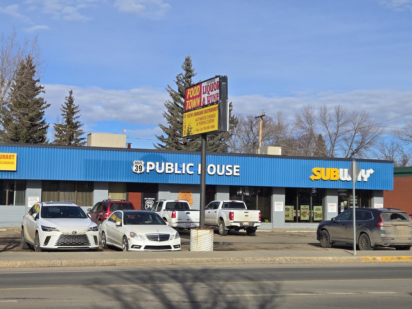 5010 50 Ave, Calmar, AB