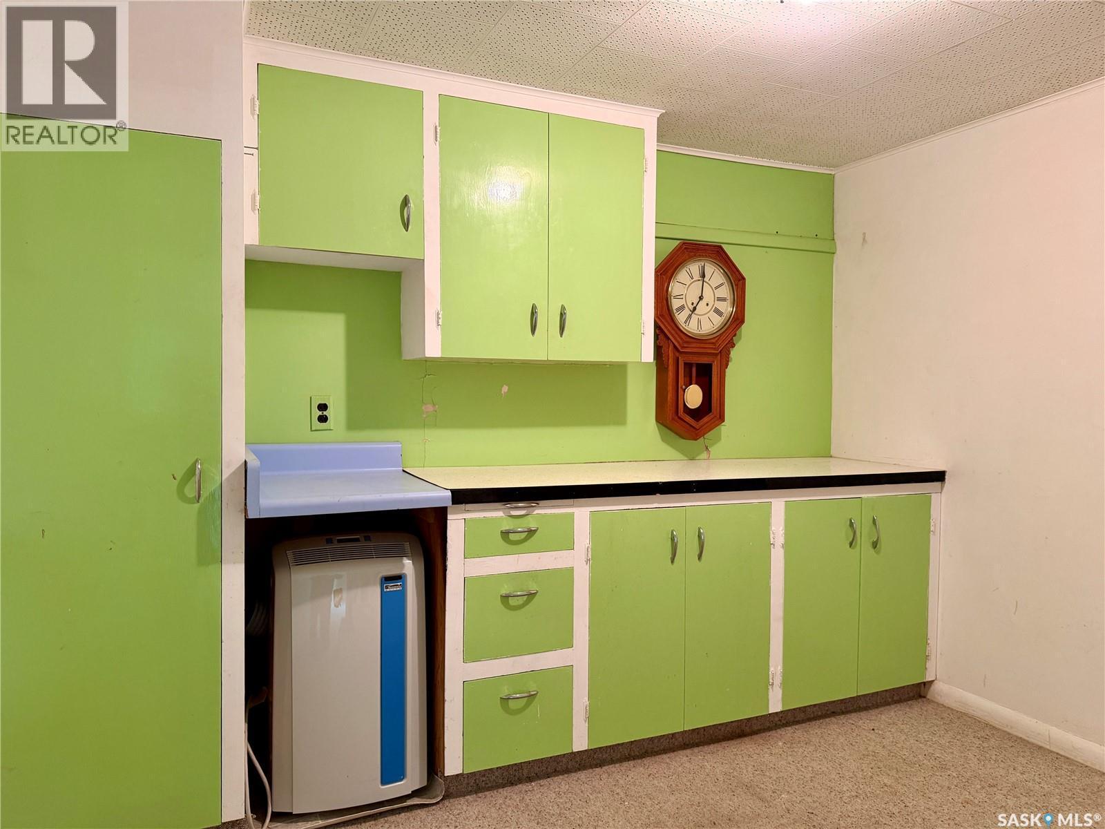 133 Railway Avenue, Ponteix, SK - Photo Showing Other Room