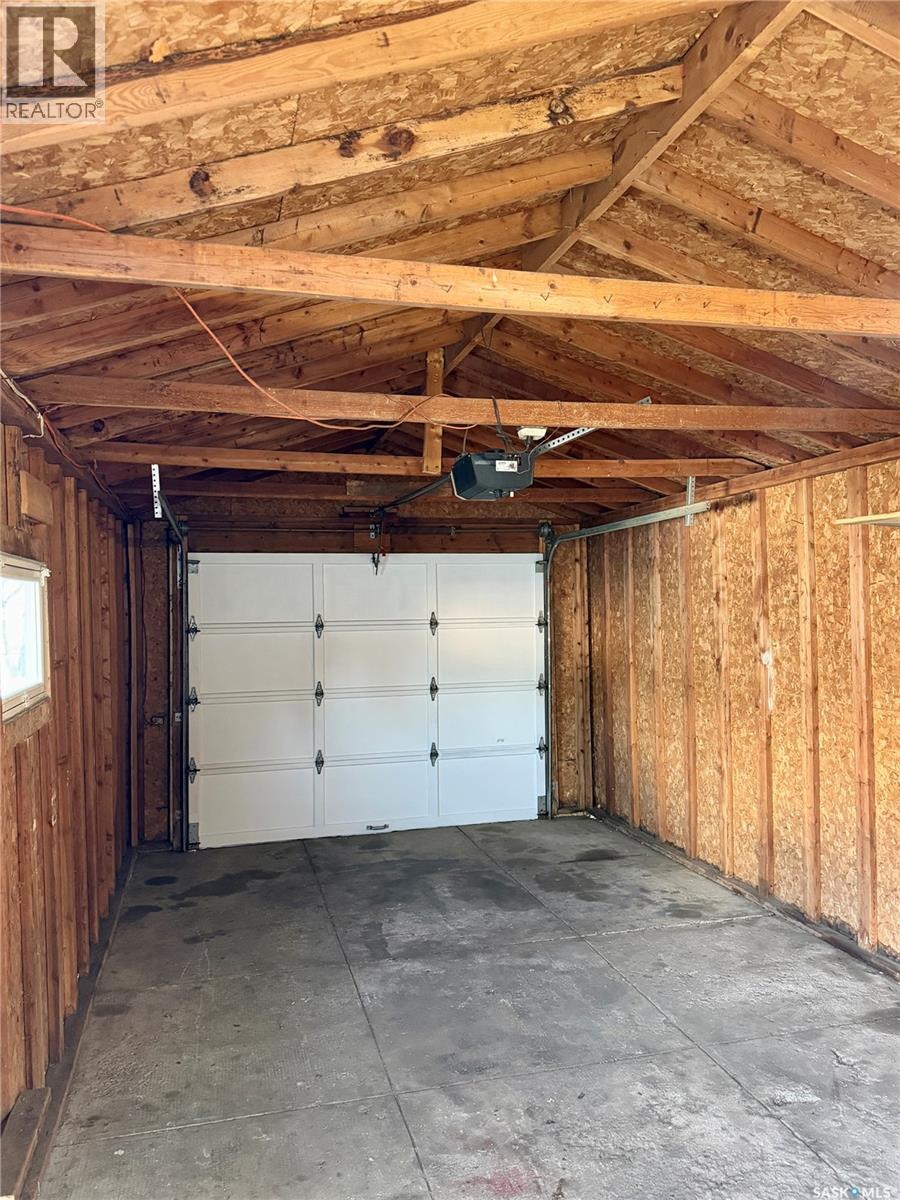 133 Railway Avenue, Ponteix, SK - Indoor Photo Showing Garage