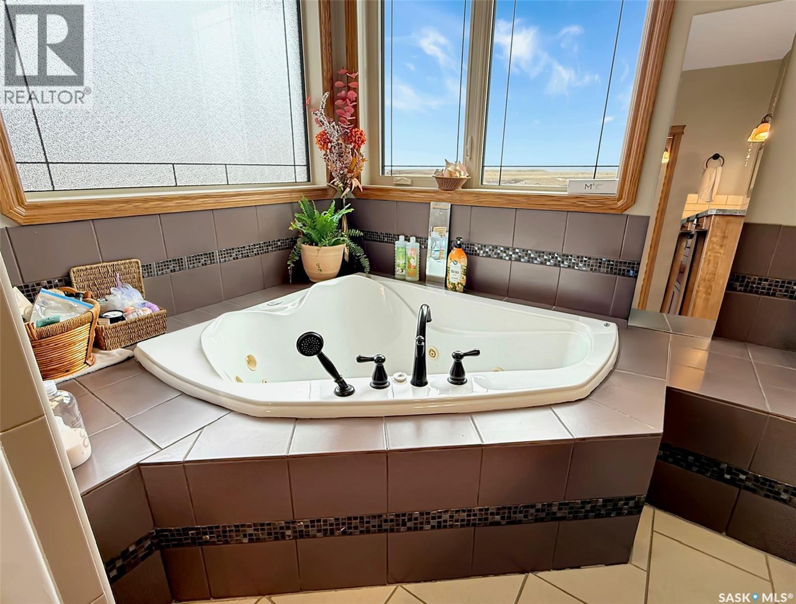 The Landing Acreage, Saskatchewan Landing, SK - Indoor Photo Showing Bathroom