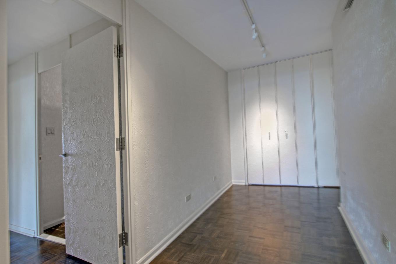 Corridor - 2107-1455 Rue Sherbrooke O., Montréal (Ville-Marie), QC - Indoor Photo Showing Other Room