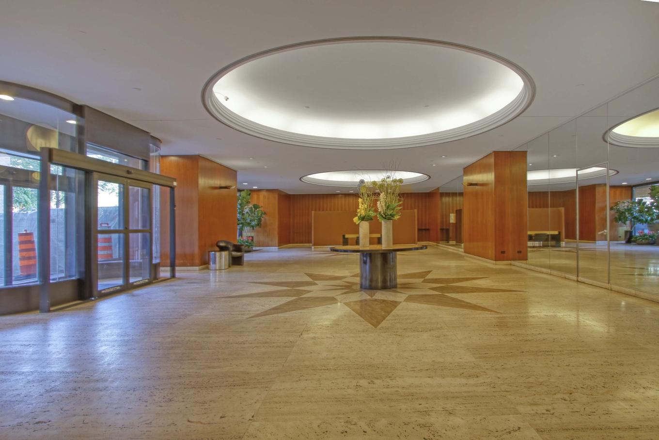 Hall d'entrée/Vestibule - 2107-1455 Rue Sherbrooke O., Montréal (Ville-Marie), QC - Indoor Photo Showing Other Room