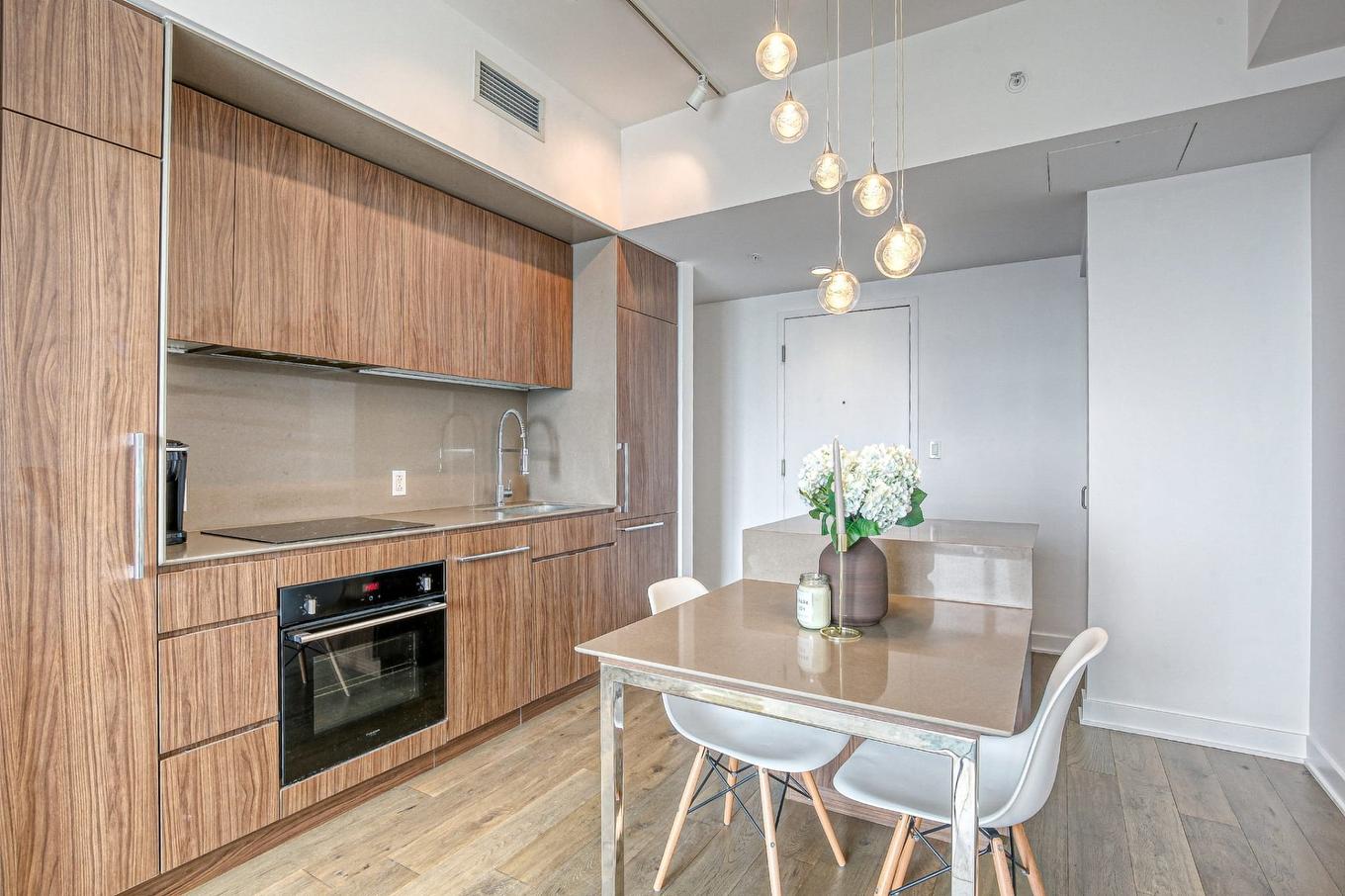 Cuisine - 4310-1288 Av. Des Canadiens-De-Montréal, Montréal (Ville-Marie), QC - Indoor Photo Showing Other Room