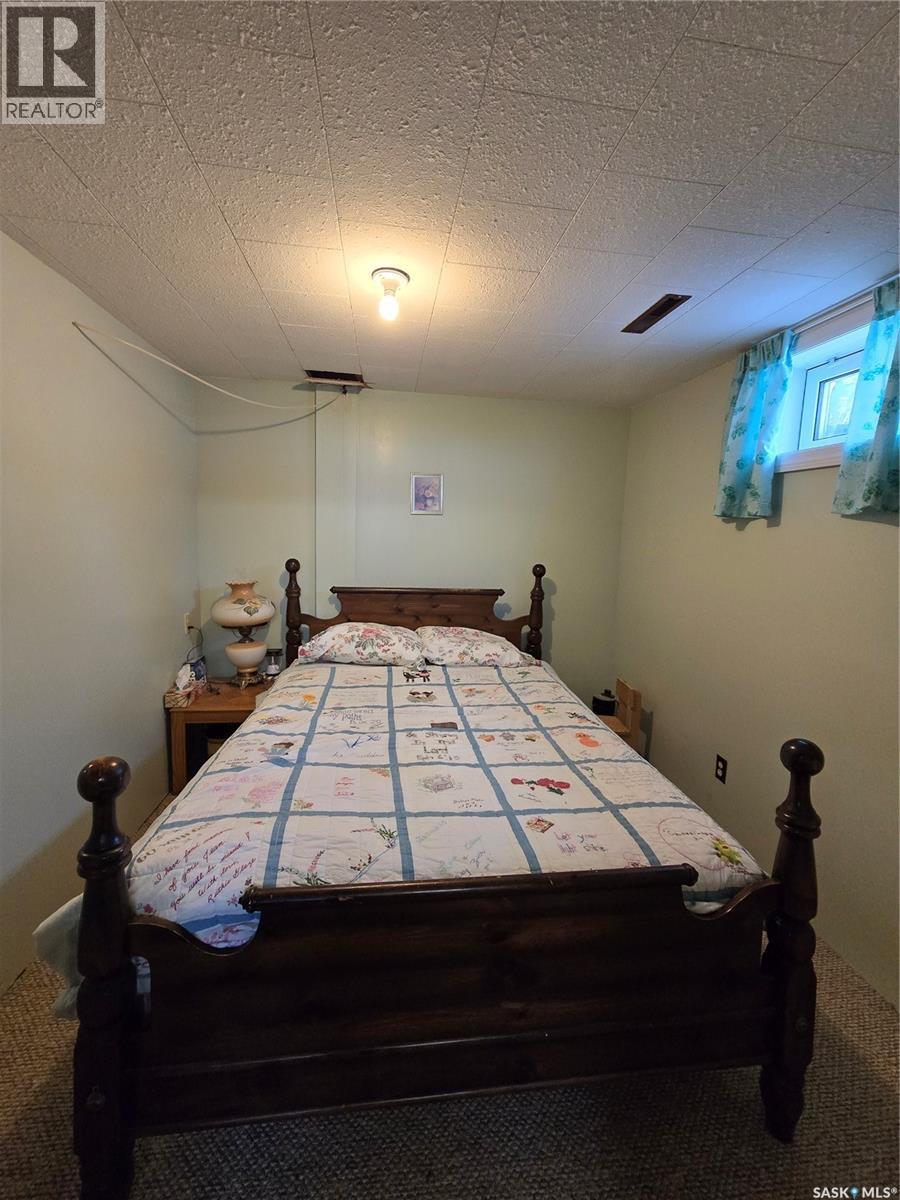 517 Nina Street, Broadview, SK - Indoor Photo Showing Bedroom