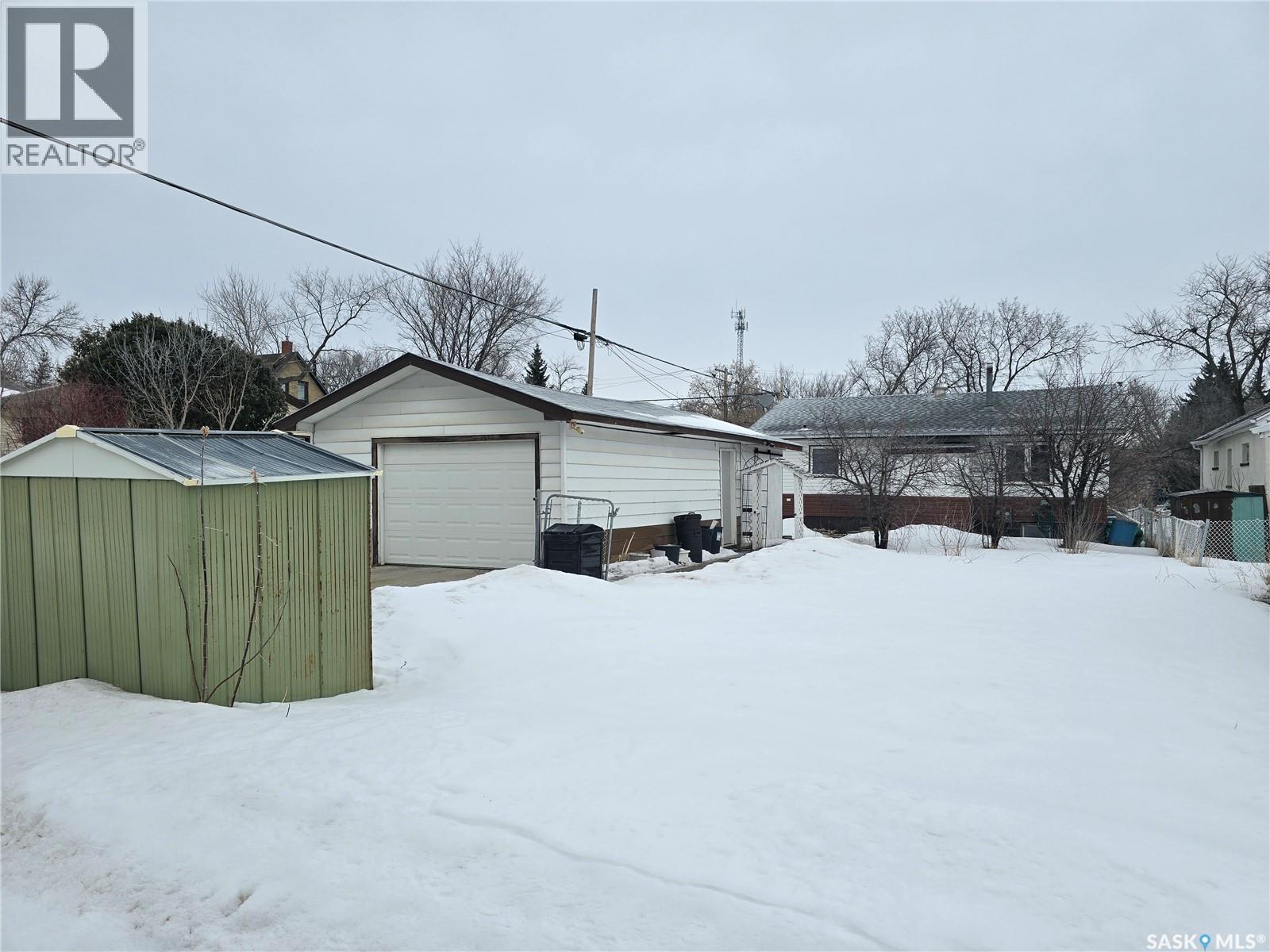 517 Nina Street, Broadview, SK - Outdoor