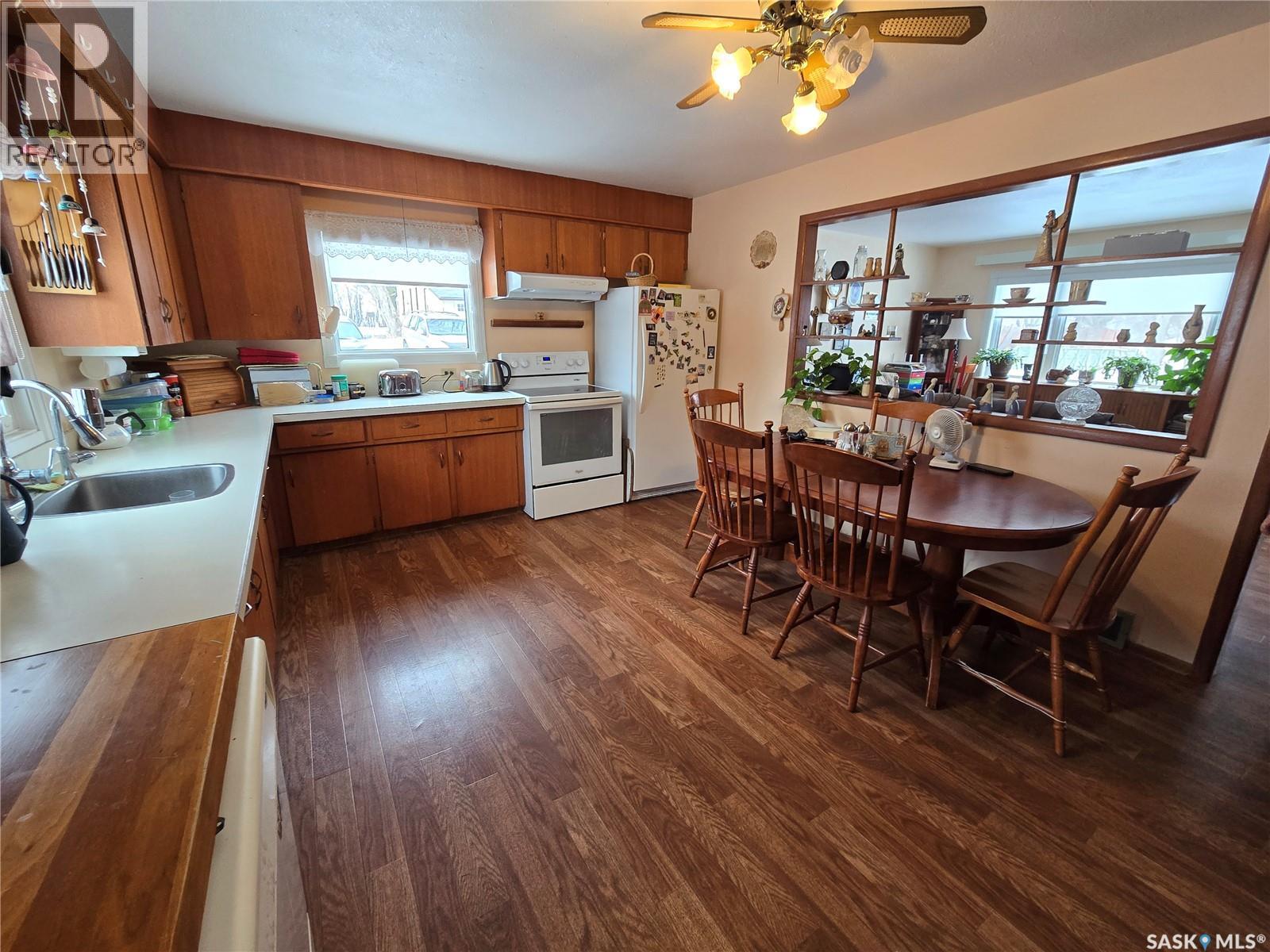 517 Nina Street, Broadview, SK - Indoor