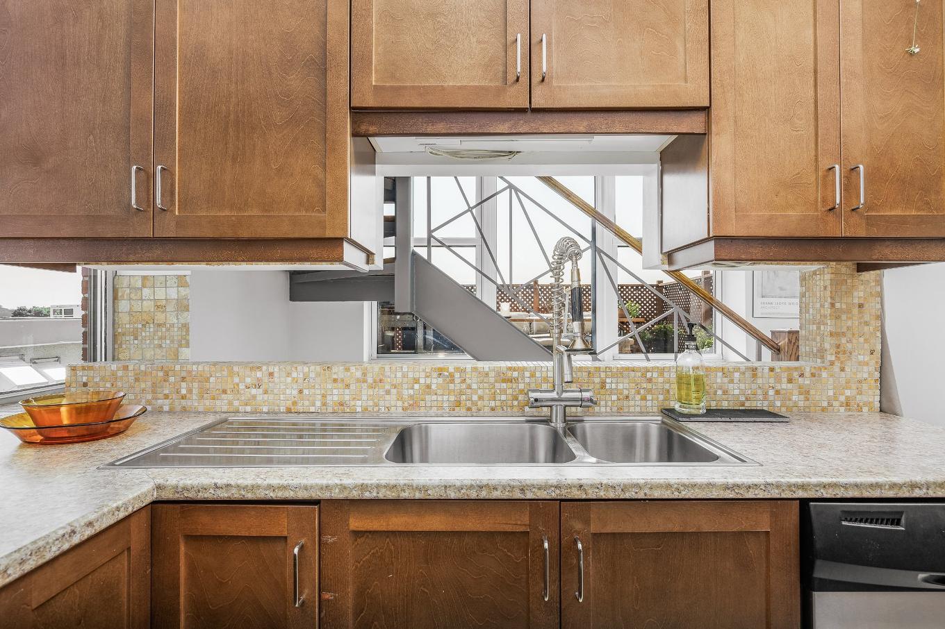 Cuisine - Ph-795 1Re Avenue, Montréal (Lachine), QC - Indoor Photo Showing Kitchen With Double Sink